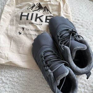 Hike Footwear Insulated Winter Shoes – Women’s 6 – NEW